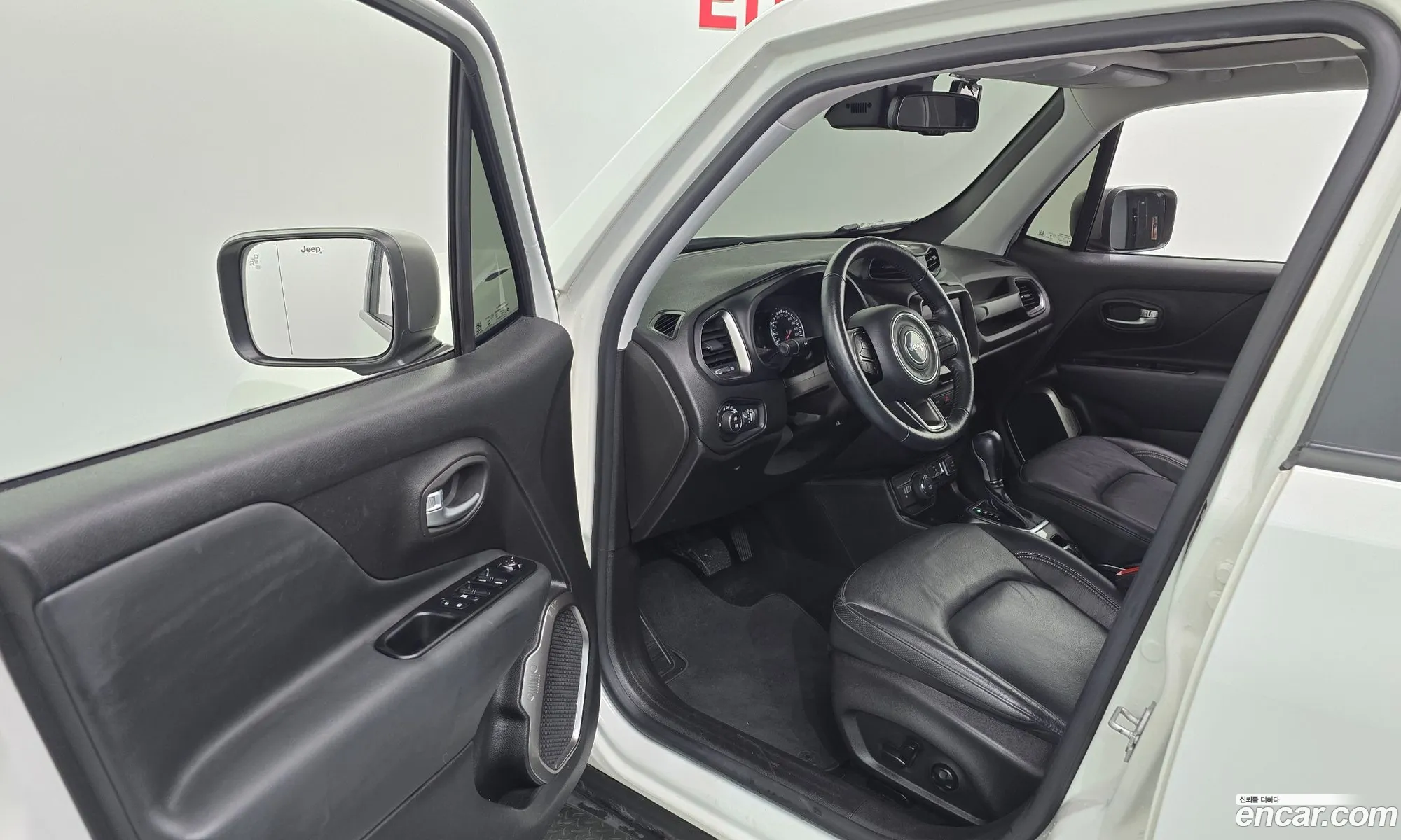 Jeep Renegade 2019 1C4BU0000KPK45510 — 35