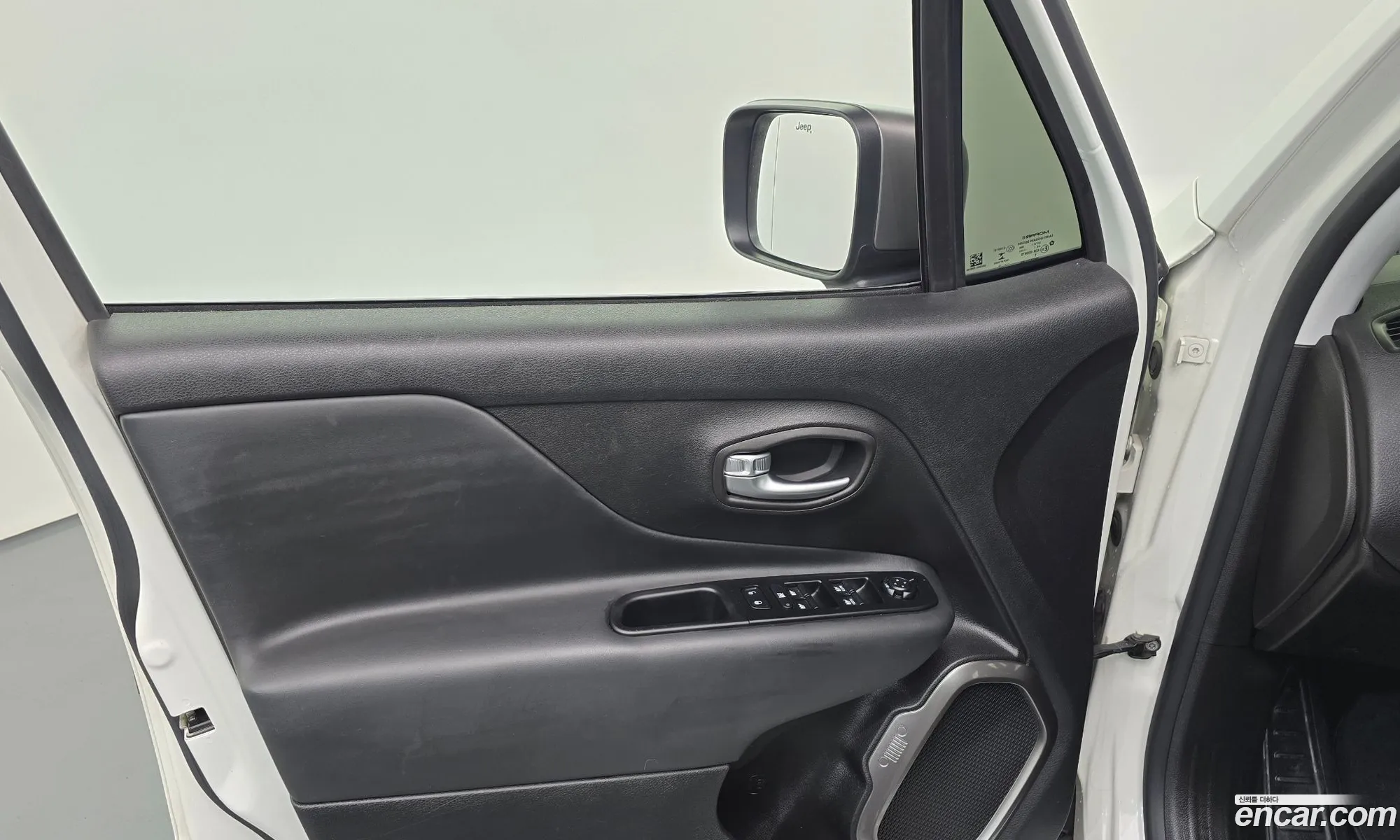Jeep Renegade 2019 1C4BU0000KPK45510 — 25