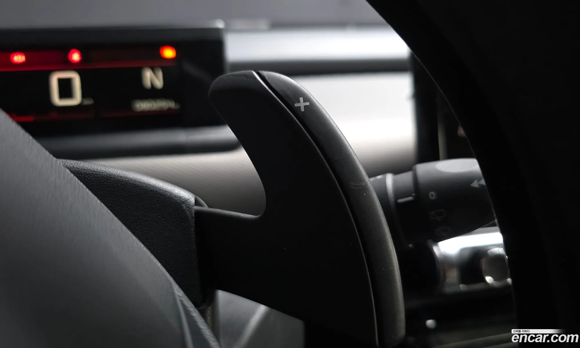 Citroen/DS C4 Cactus 2018 VF70BBHYHKE500182 — 17