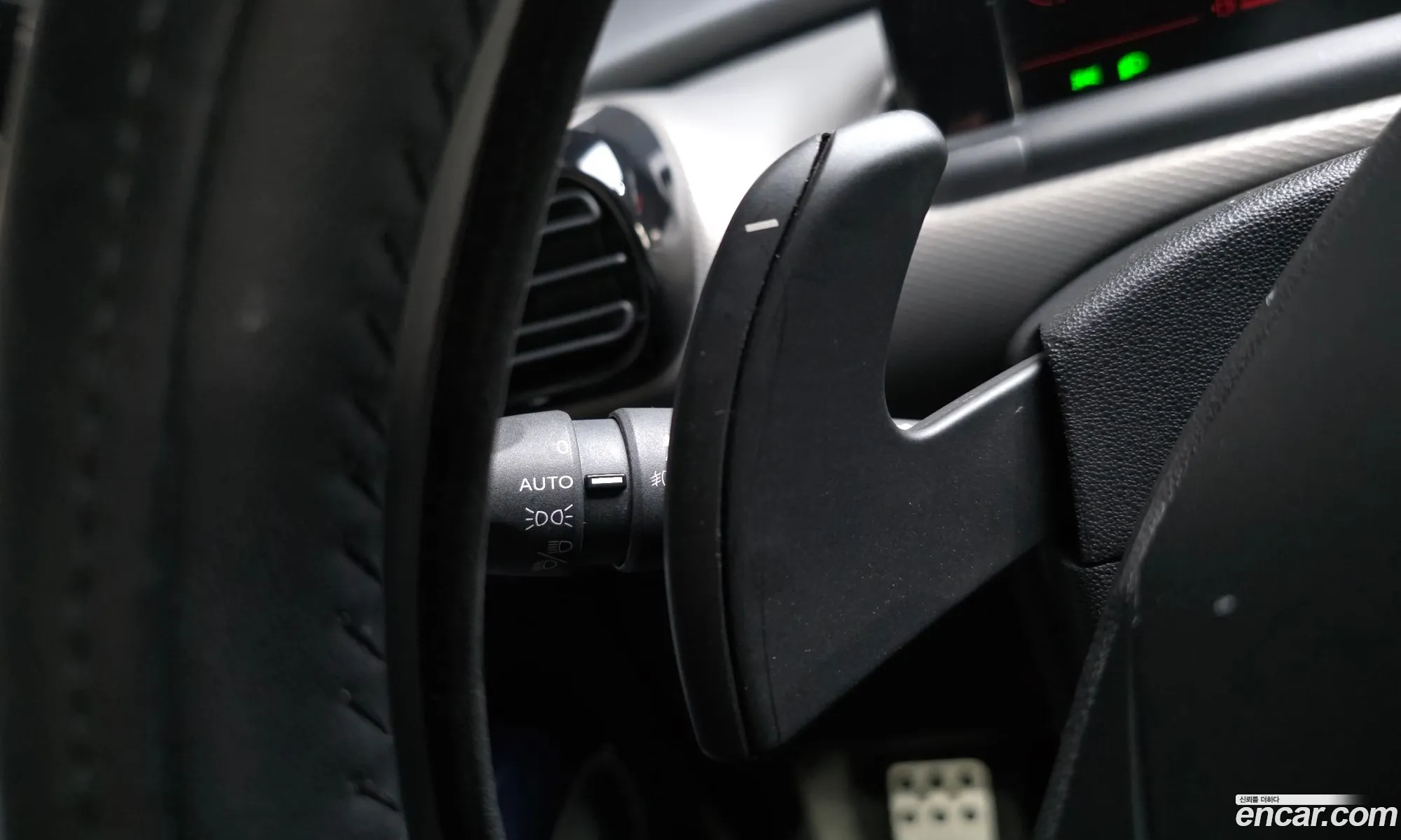 Citroen/DS C4 Cactus 2018 VF70BBHYHKE500182 — 25