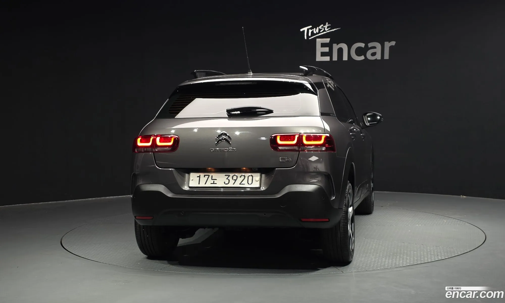 Citroen/DS C4 Cactus 2018 VF70BBHYHKE500182 — 12