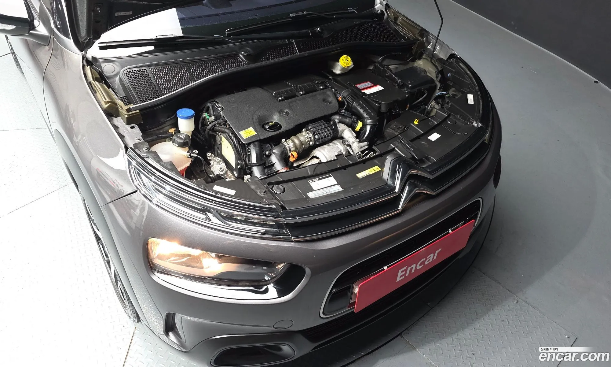 Citroen/DS C4 Cactus 2018 VF70BBHYHKE500182 — 34