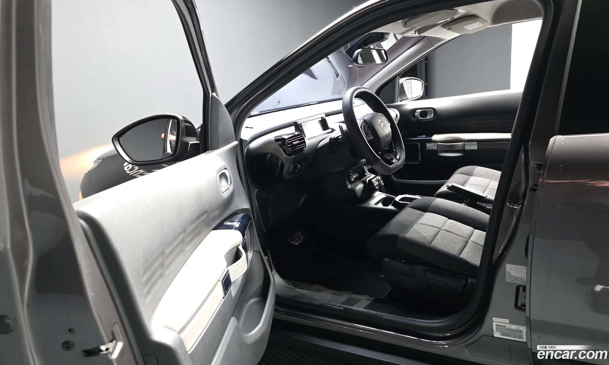 Citroen/DS C4 Cactus 2018 VF70BBHYHKE500182 — 13