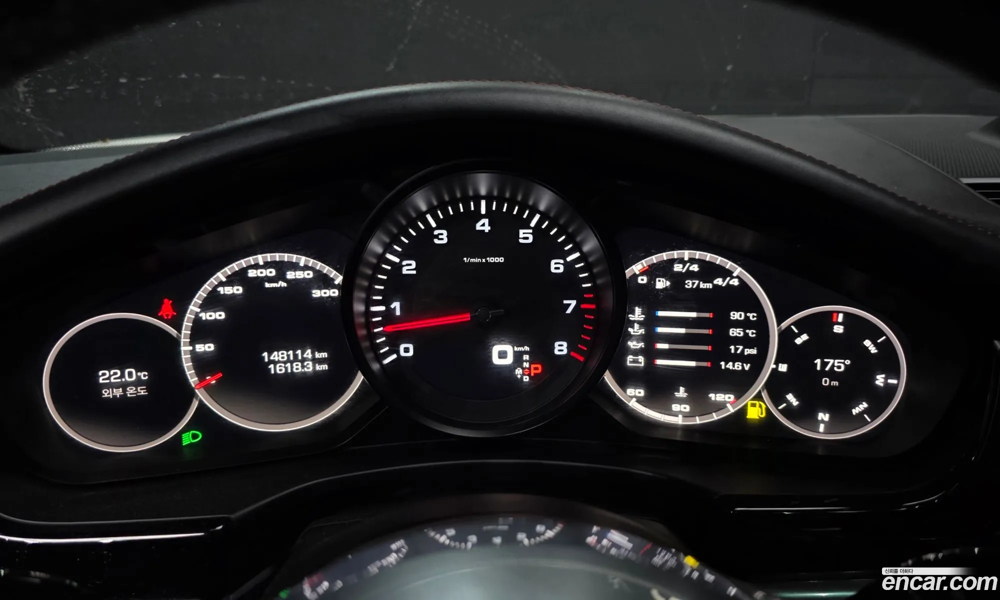 Porsche Panamera 2018 — 12