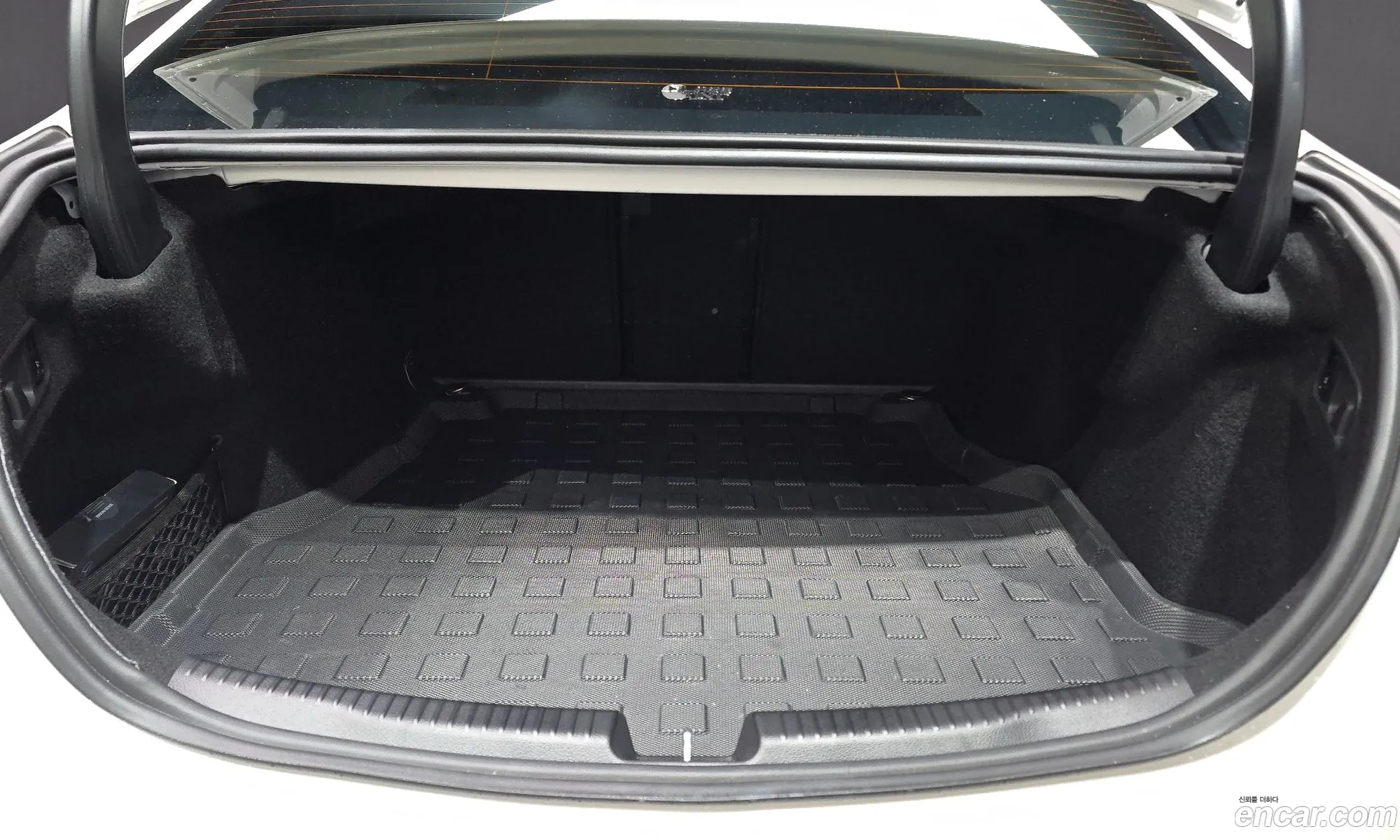 Mercedes-Benz C-Class W206 2024 — 19