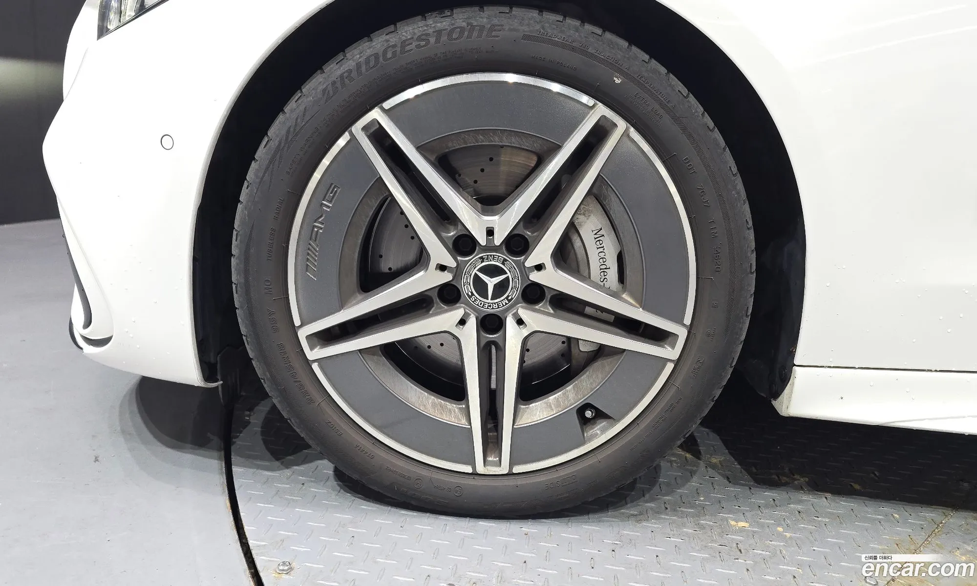 Mercedes-Benz C-Class W206 2024 — 18