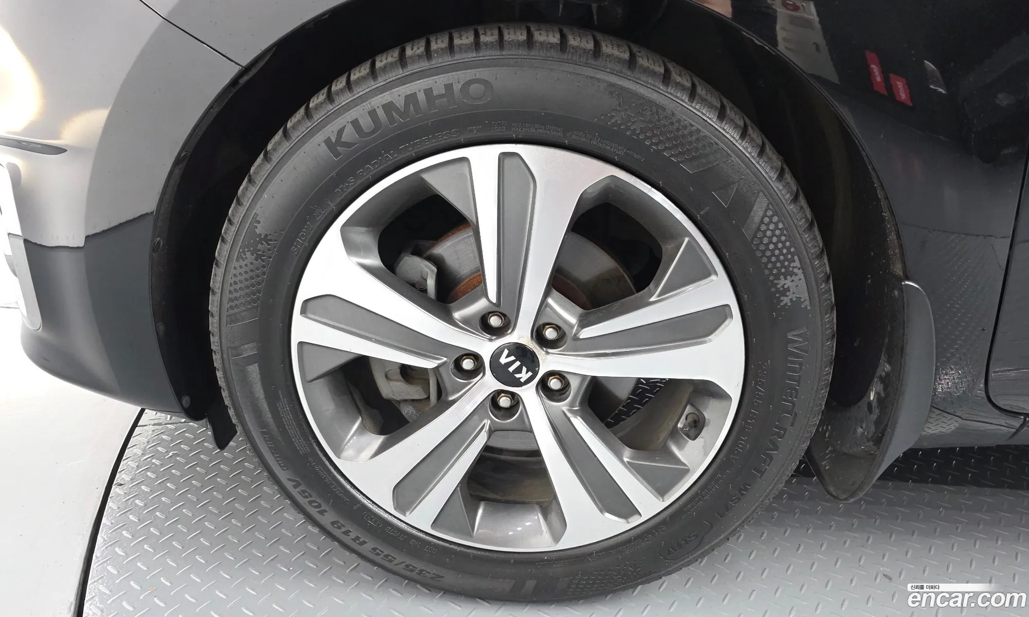Kia Carnival 2016 — 11