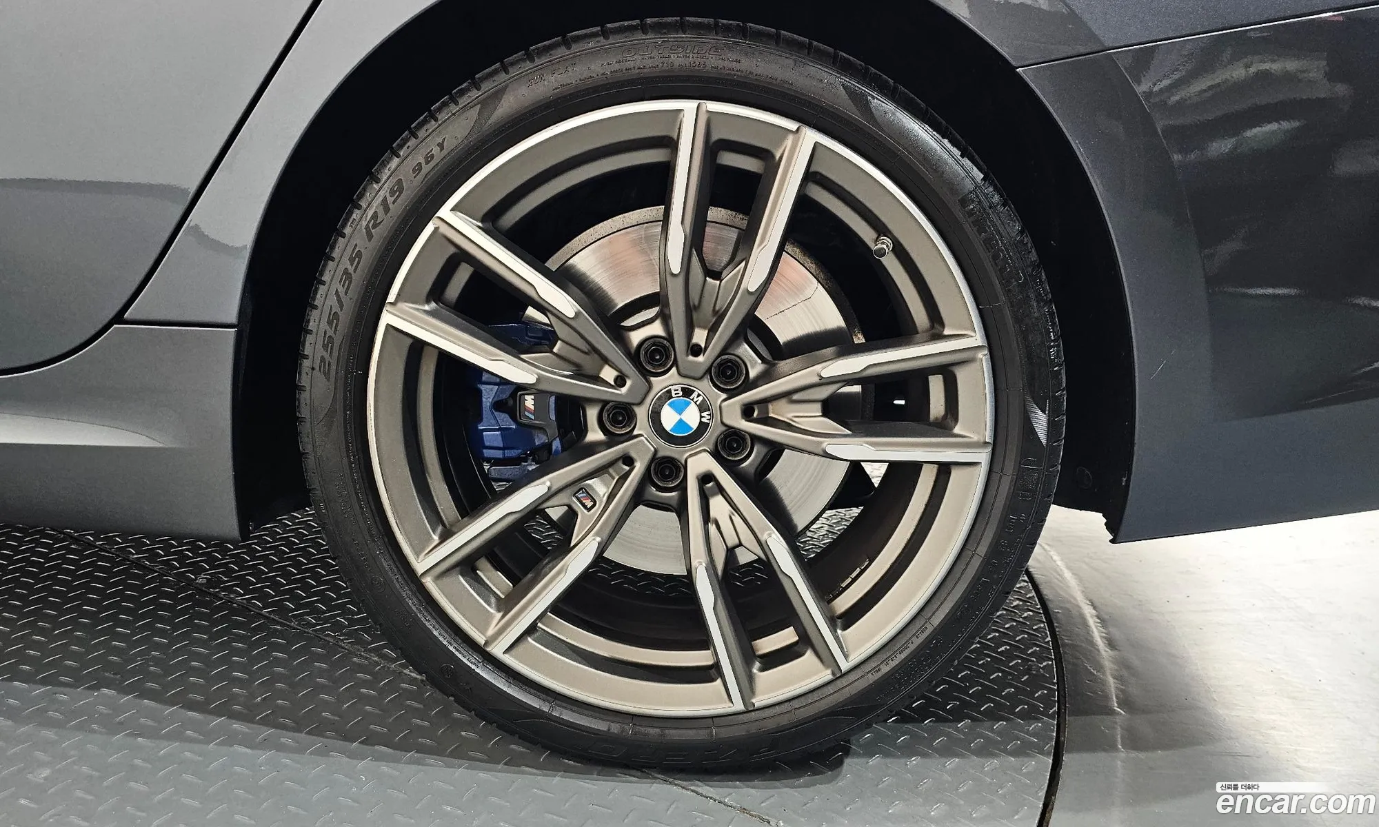 BMW 3 Series 2021 — 33