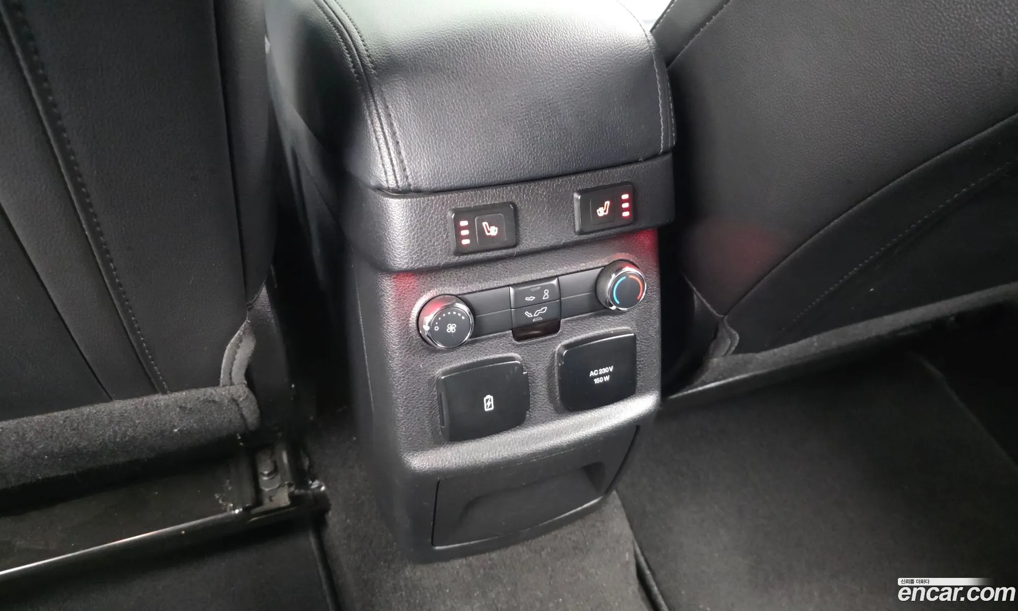 Ford Explorer 2018 1FM5K8FH8JGC37805 — 14