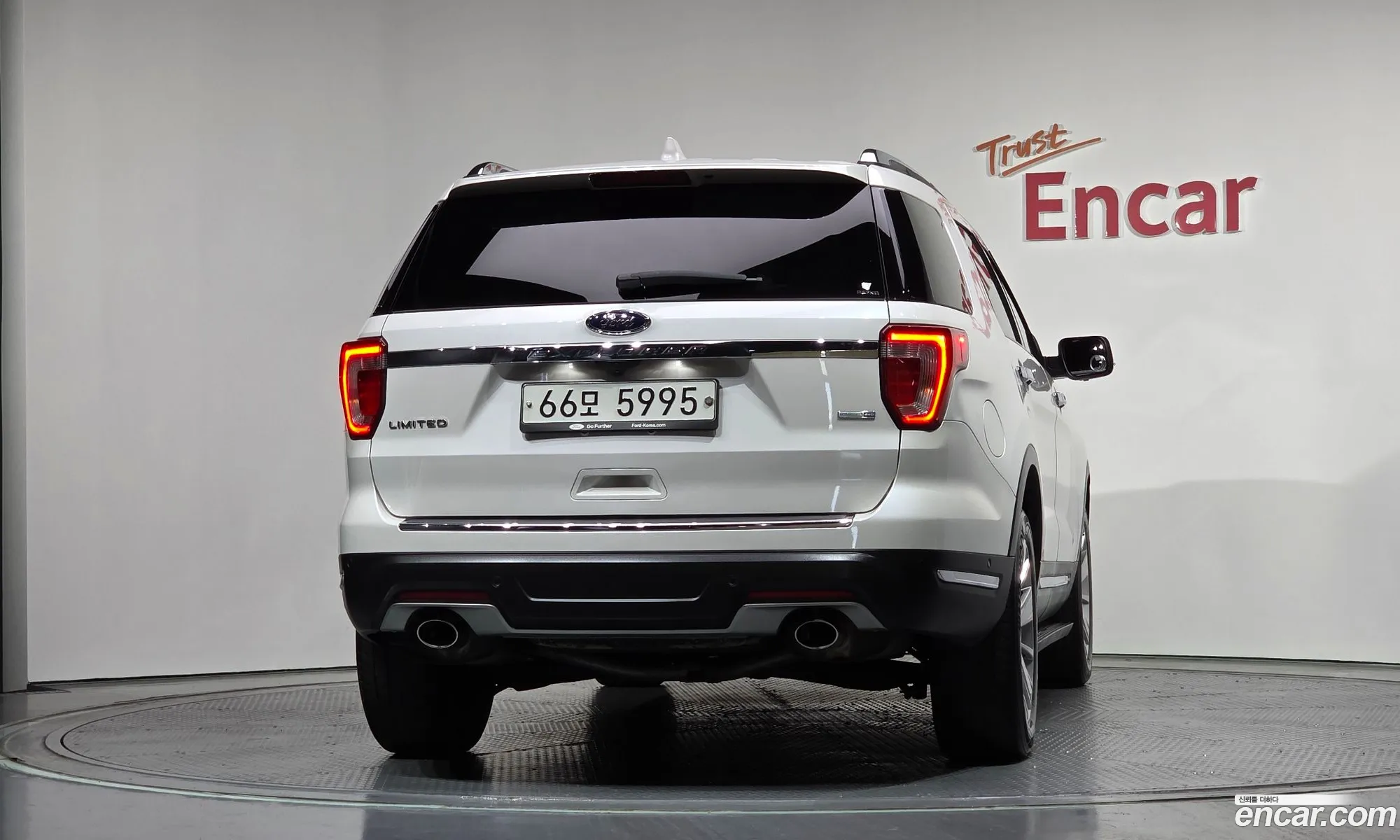 Ford Explorer 2018 1FM5K8FH8JGC37805 — 35