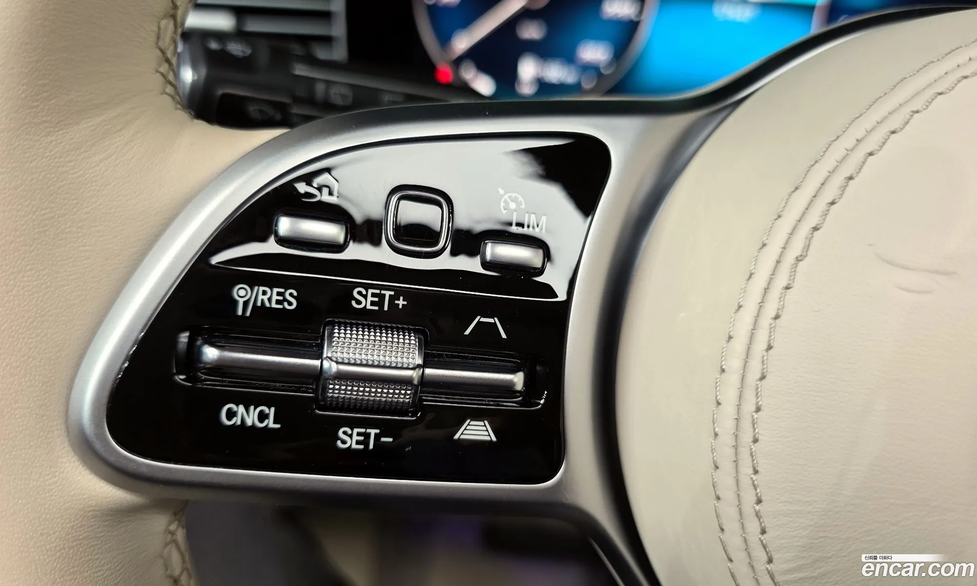 Mercedes-Benz GLS-Class X167 2023 — 14
