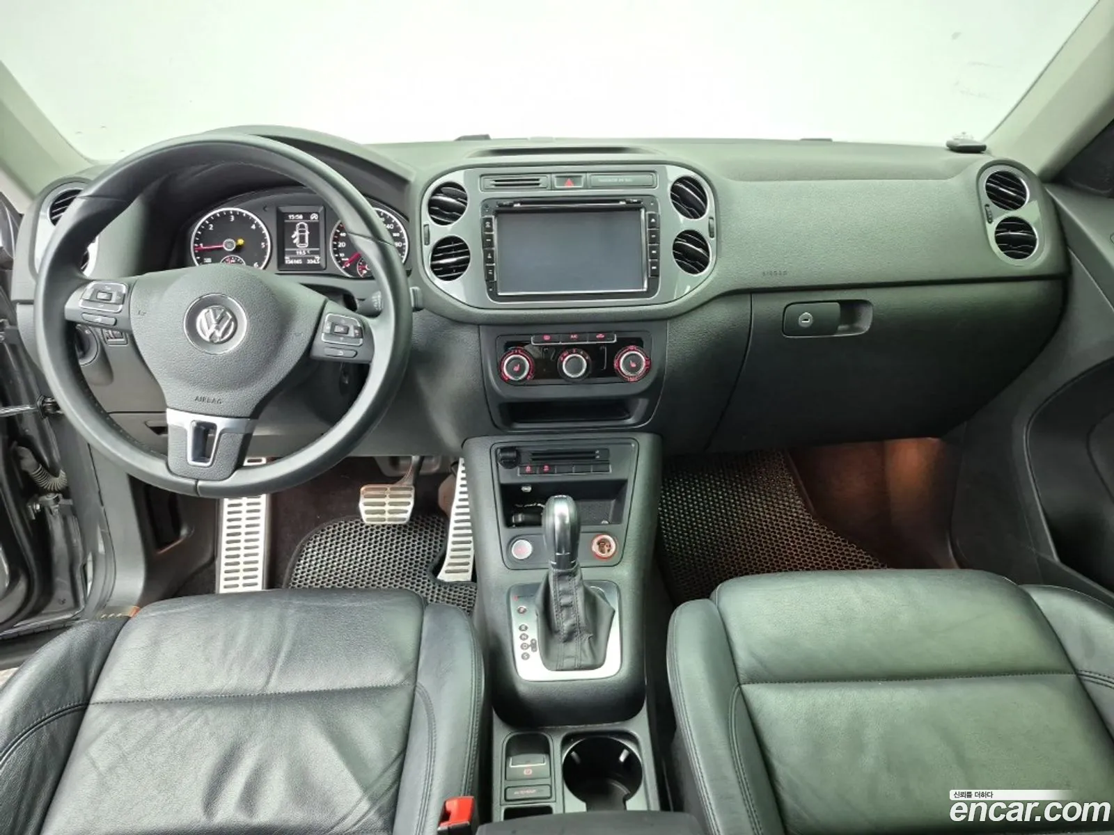 Volkswagen Tiguan 2014 — 9
