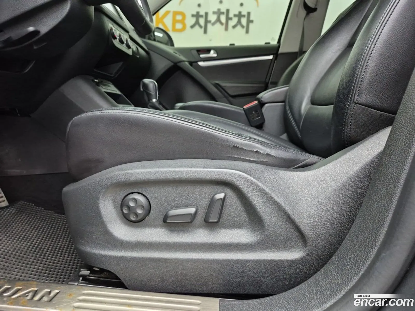 Volkswagen Tiguan 2014 — 13
