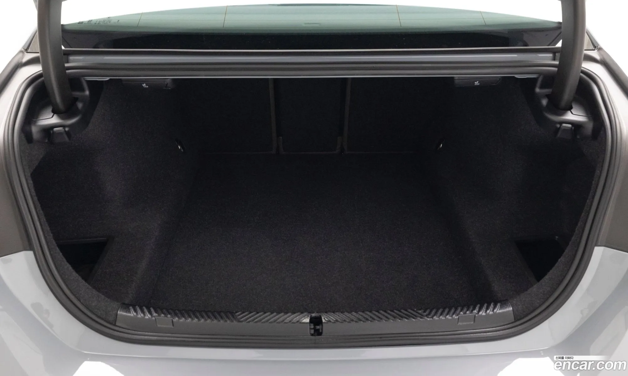 BMW 5 Series 2025 — 5