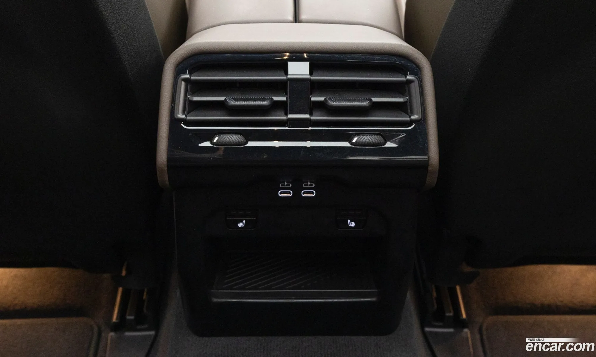 BMW 5 Series 2025 — 16