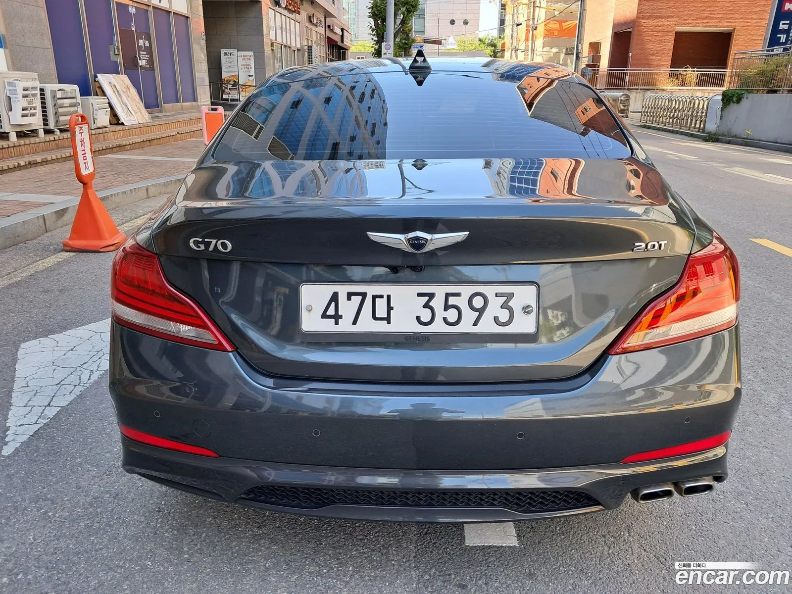 Genesis G70 2018 — 12