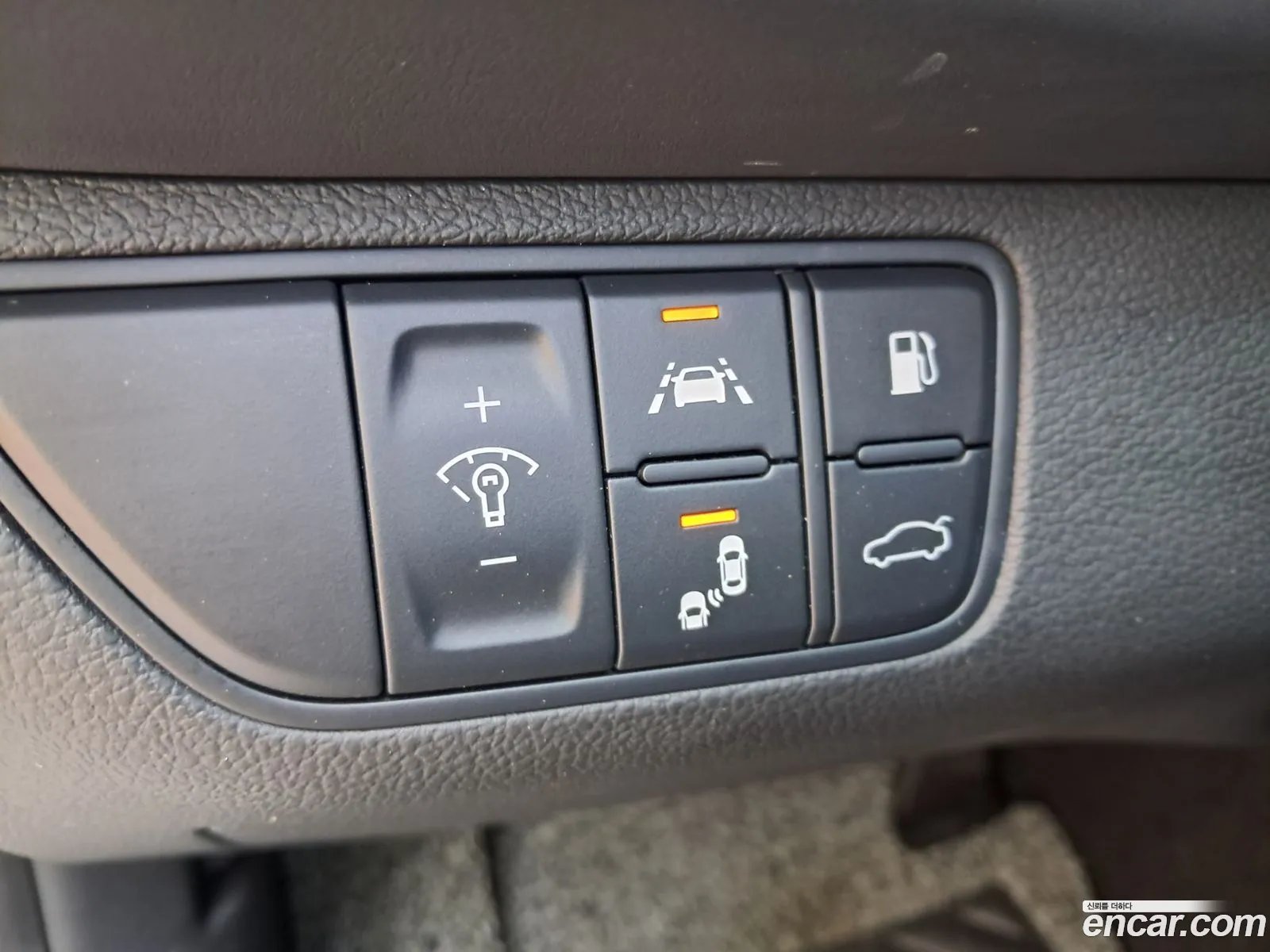 Genesis G70 2018 — 10