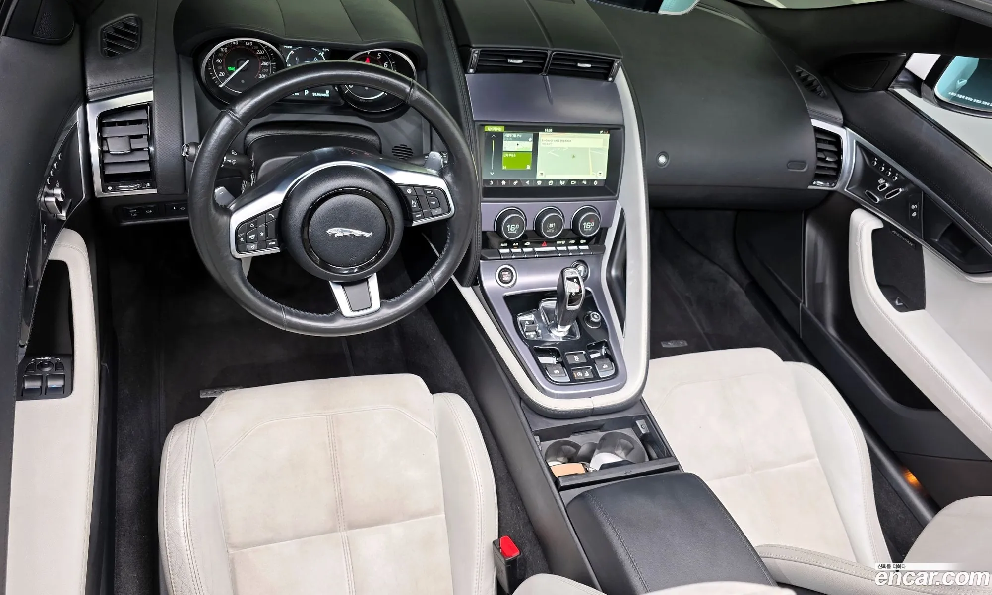 Jaguar F-Type 2018 SAJDB5BX0KCK56774 — 22