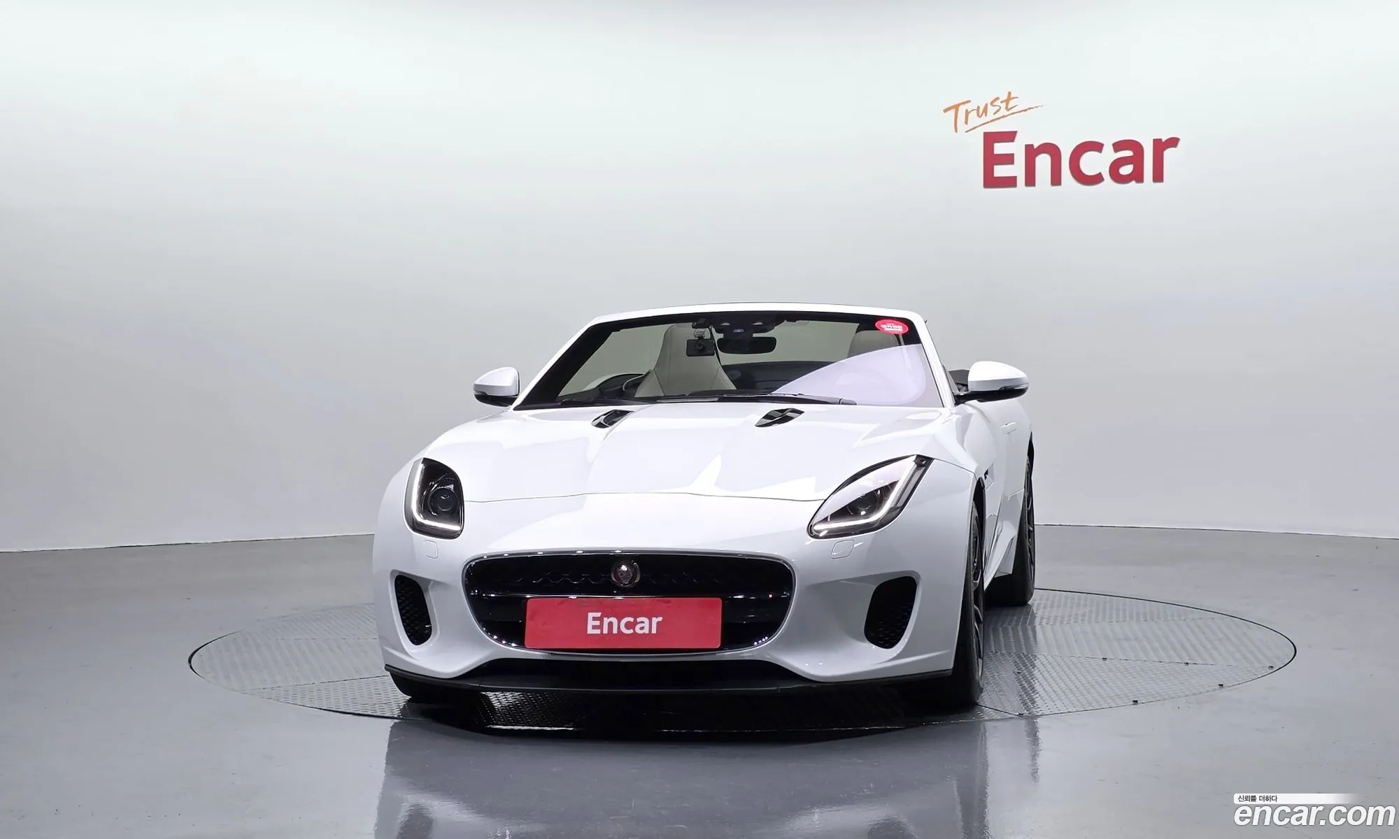 Jaguar F-Type 2018 SAJDB5BX0KCK56774 — 29