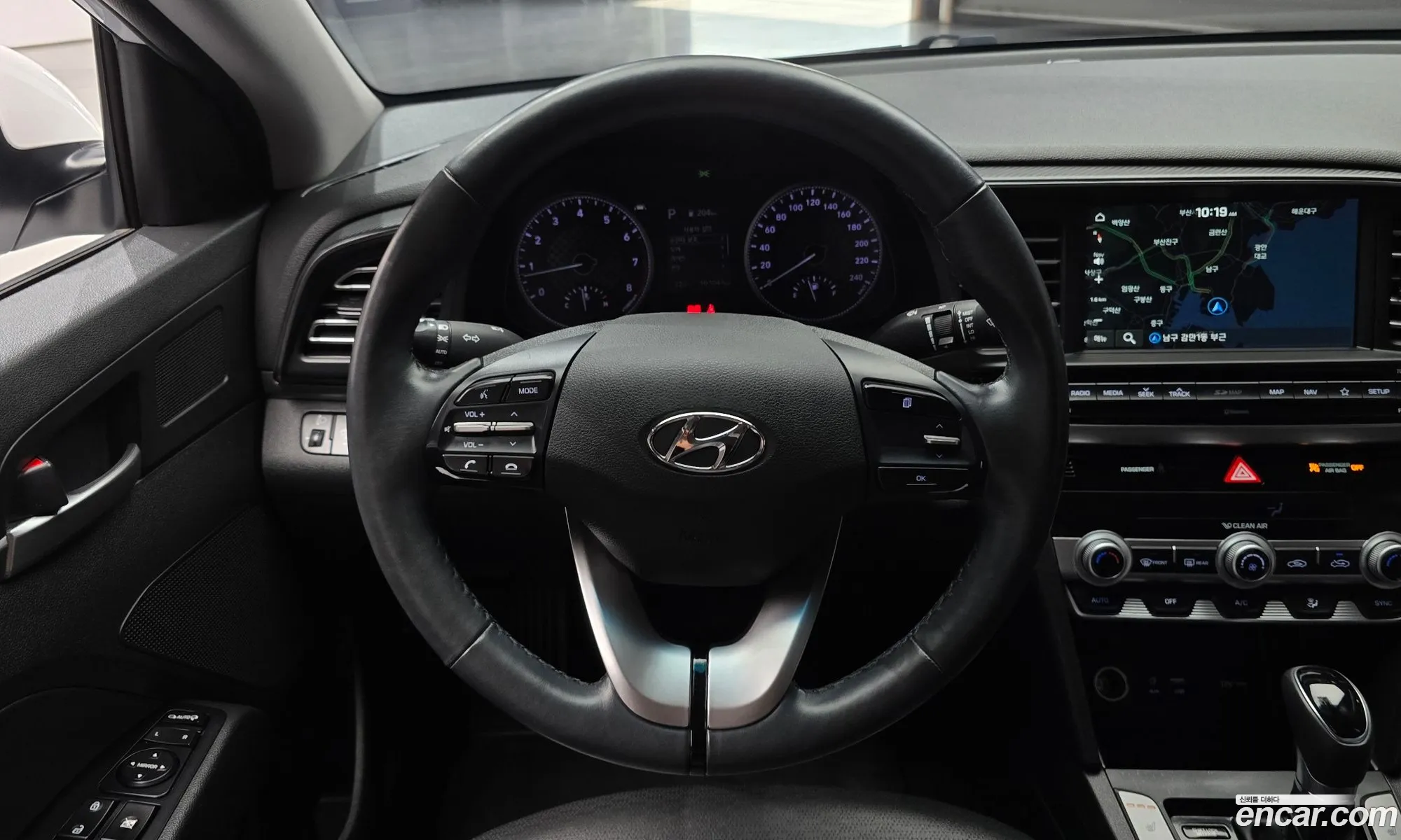Hyundai Elantra AD 2019 — 6