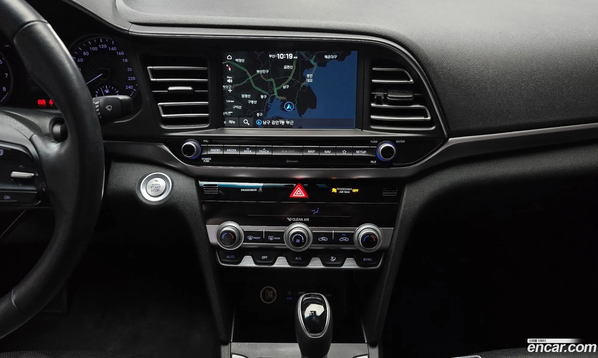 Hyundai Elantra AD 2019 — 16