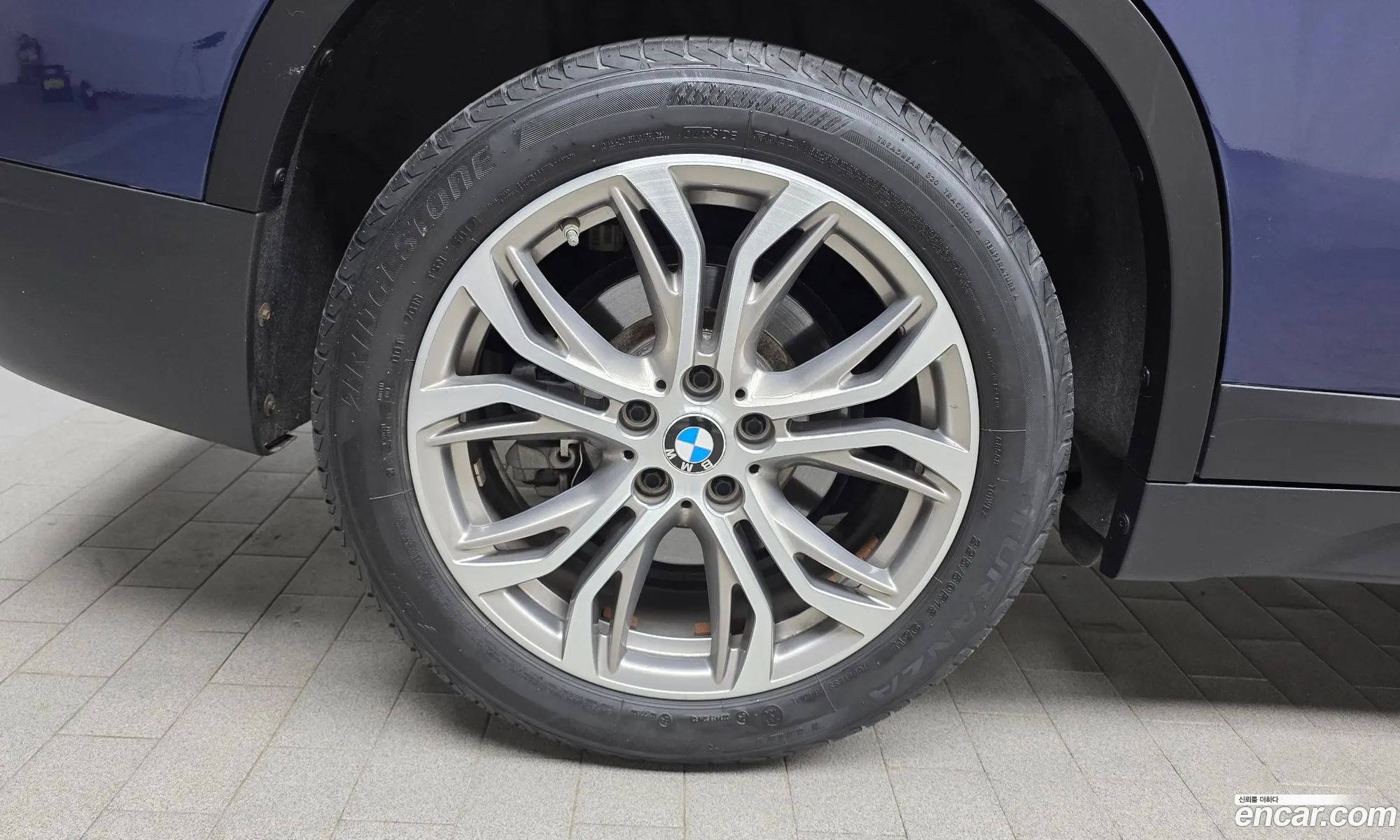 BMW X1 2018 WBAJJ1109JEF62392 — 12