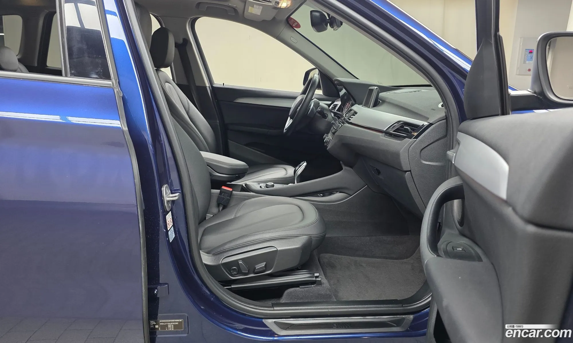 BMW X1 2018 WBAJJ1109JEF62392 — 8