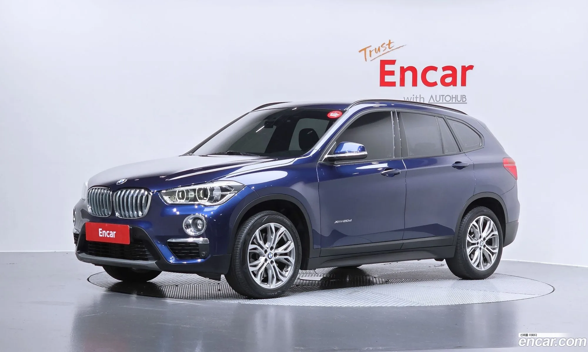 BMW X1 2018 WBAJJ1109JEF62392 — 24