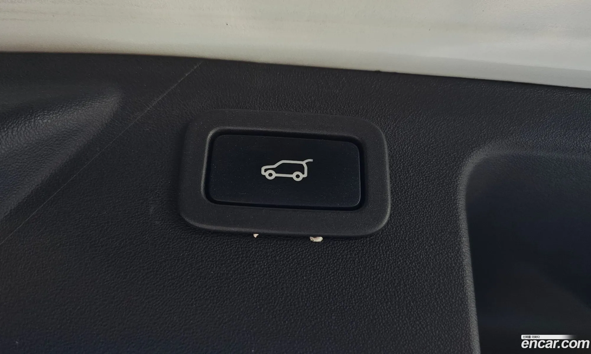 Land Rover Discovery Sport 2018 — 16