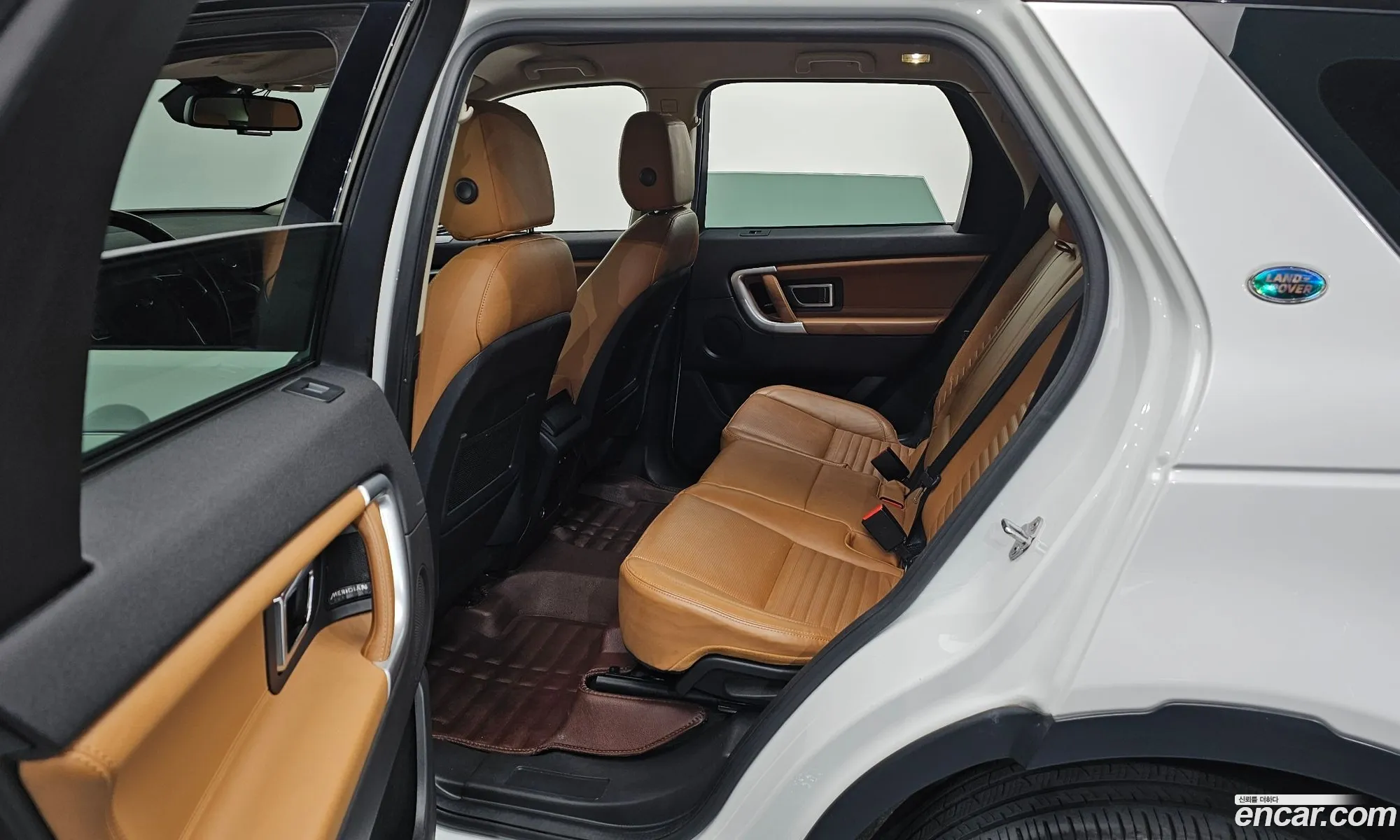 Land Rover Discovery Sport 2018 — 9