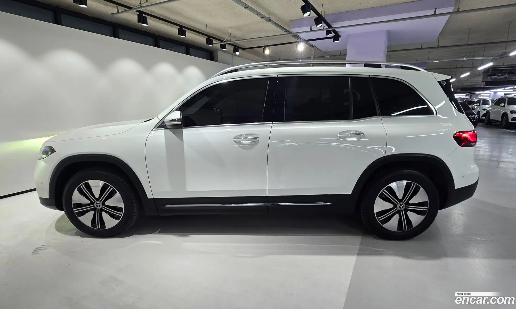 Mercedes-Benz EQB X243 2023 — 3