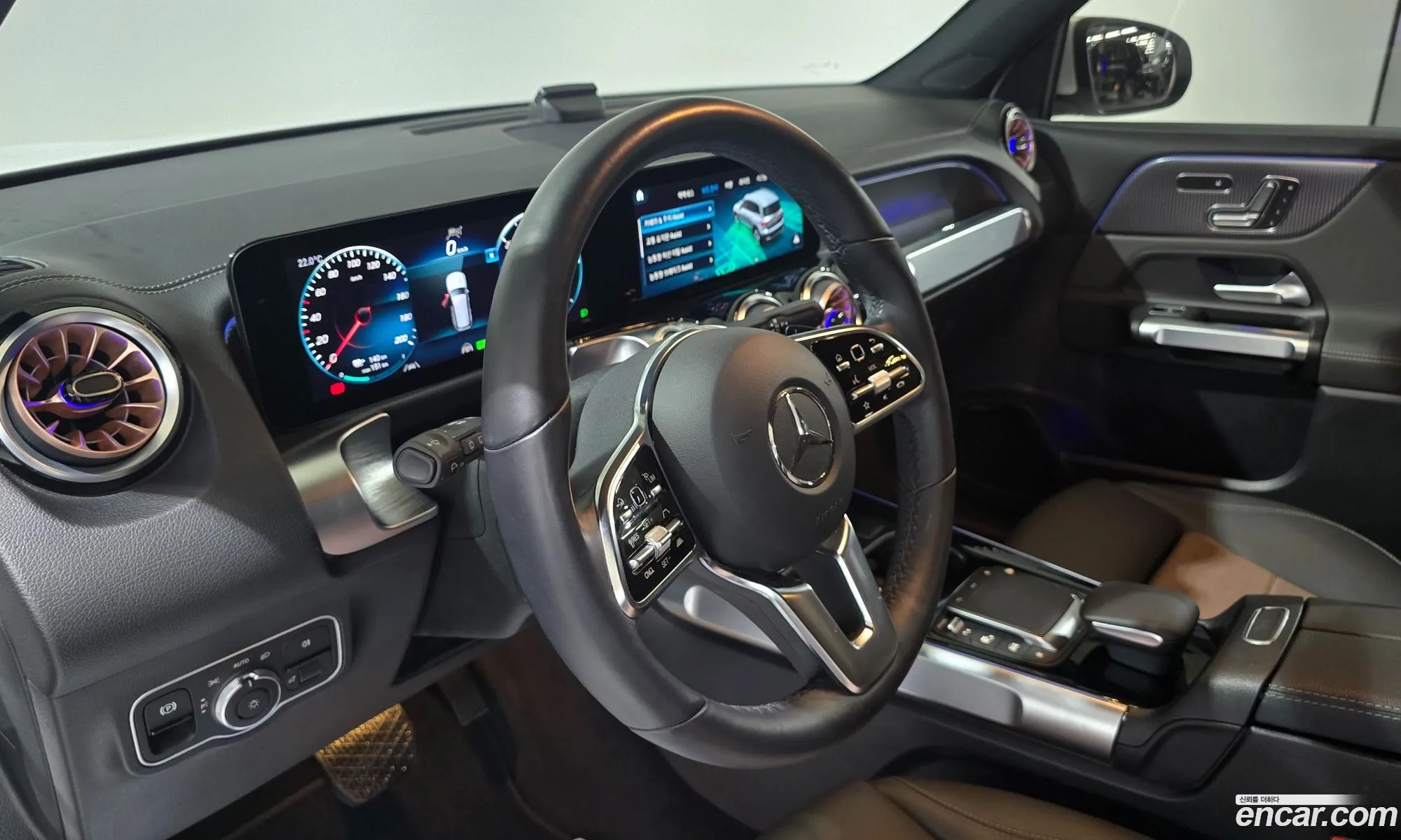 Mercedes-Benz EQB X243 2023 — 9
