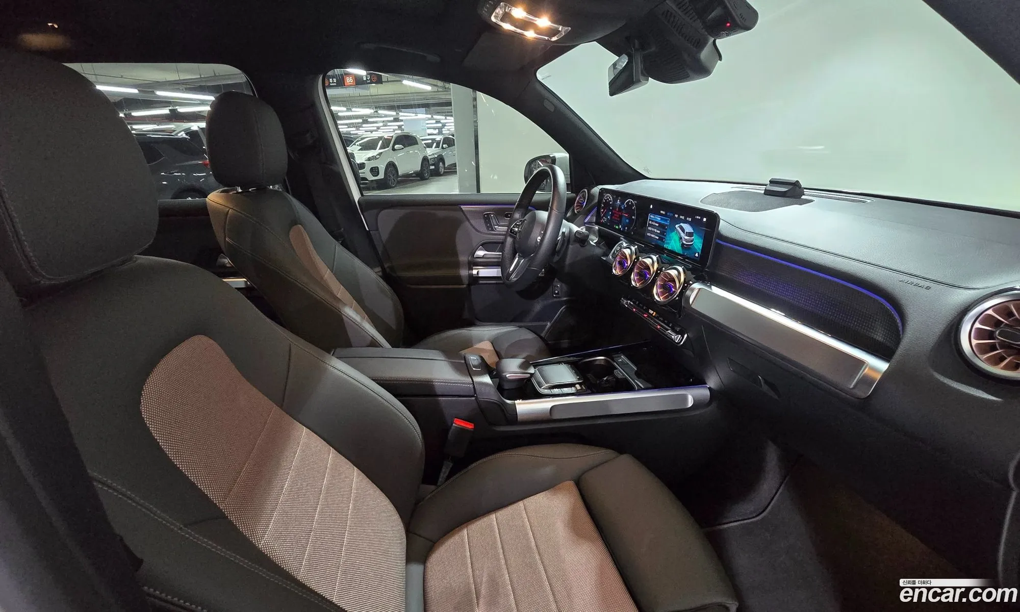 Mercedes-Benz EQB X243 2023 — 11
