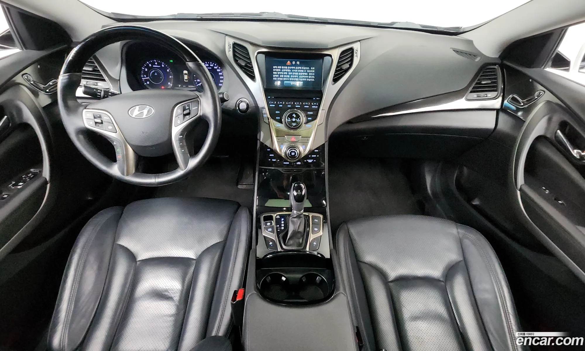Hyundai Grandeur HG 2012 — 3