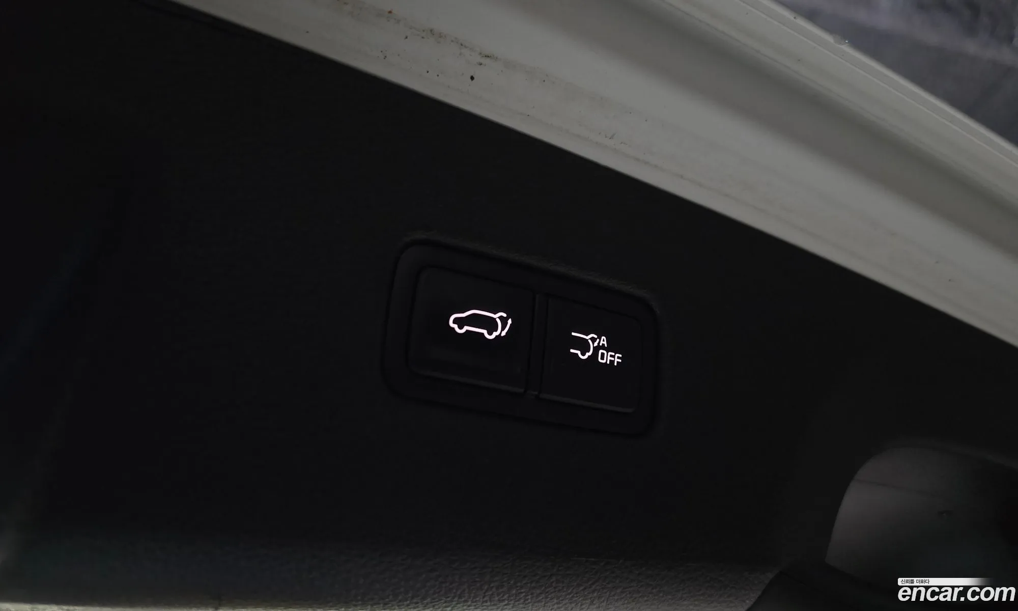 Kia Carnival 2023 — 17