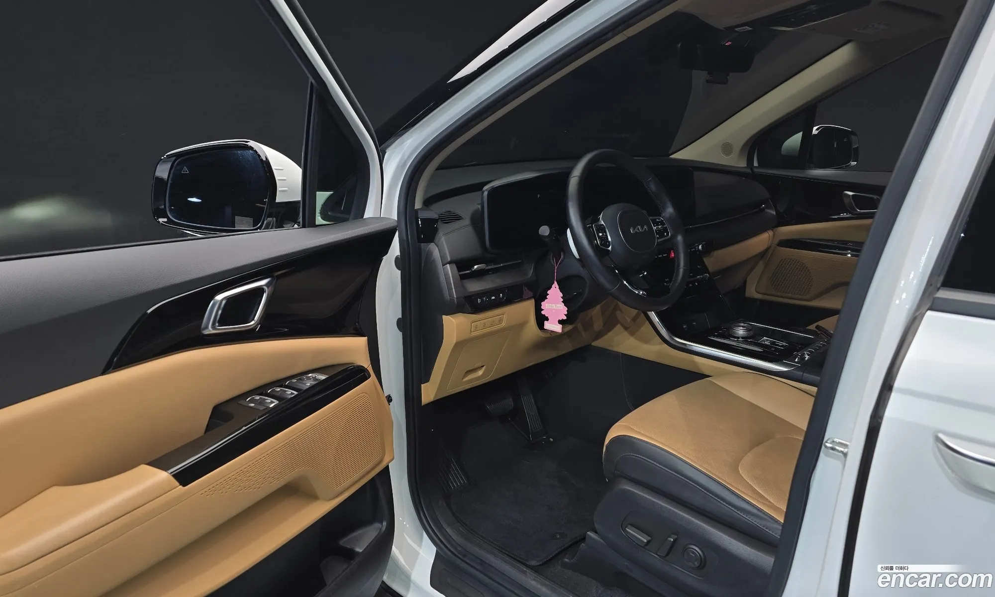 Kia Carnival 2023 — 5
