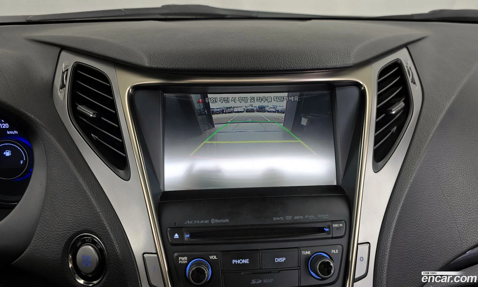 Hyundai Grandeur HG 2013 — 17