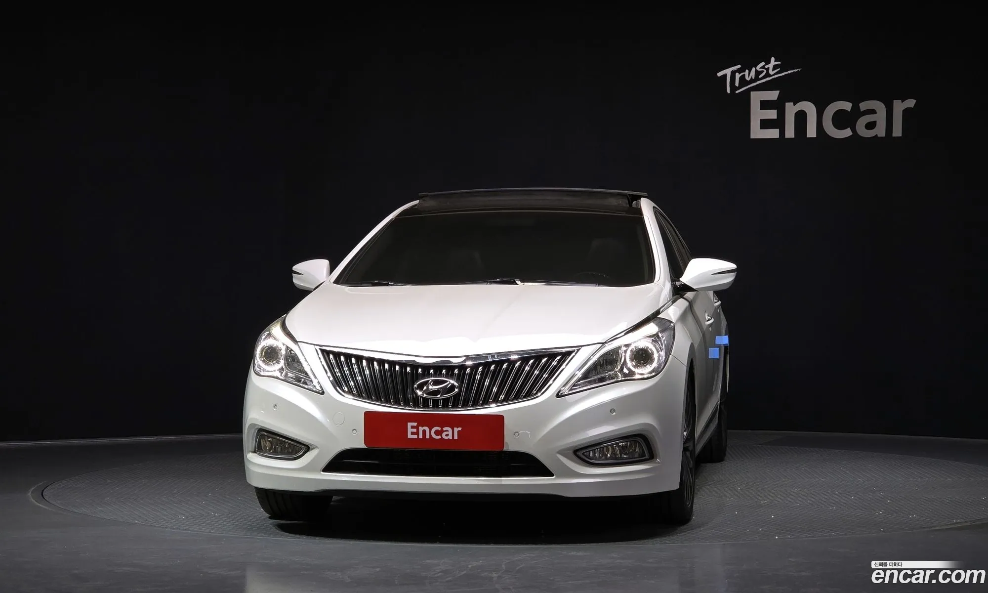 Hyundai Grandeur HG 2013 — 15