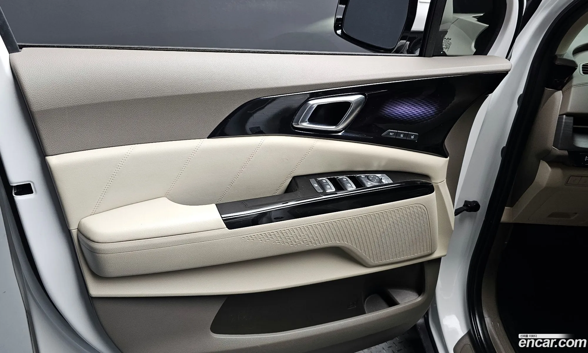 Kia Carnival 2023 — 20