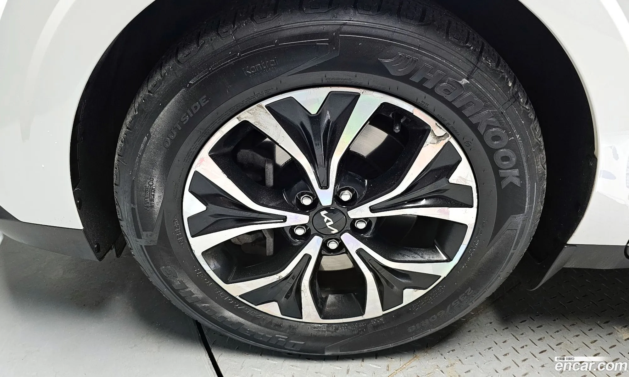 Kia Carnival 2023 — 26