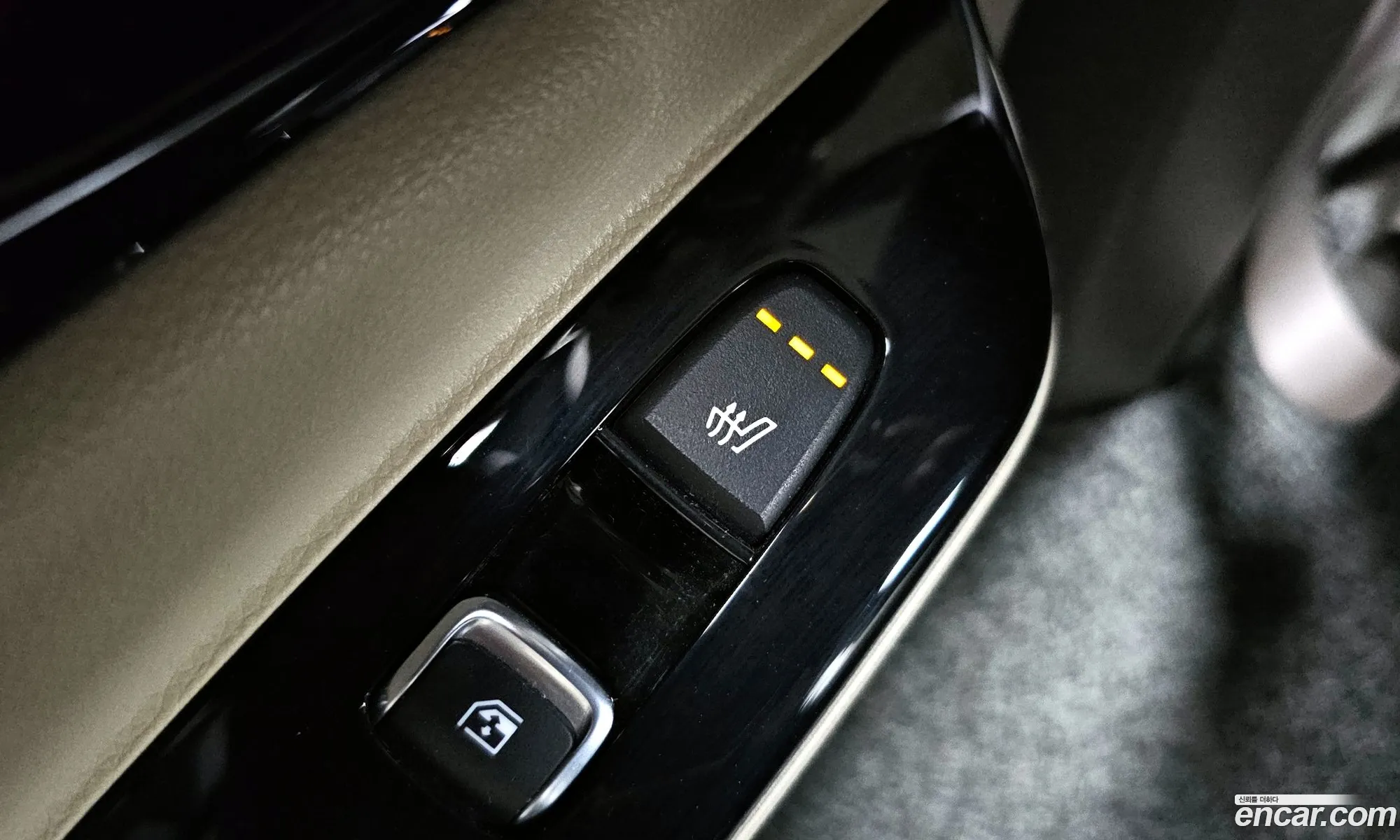 Kia Carnival 2023 — 25