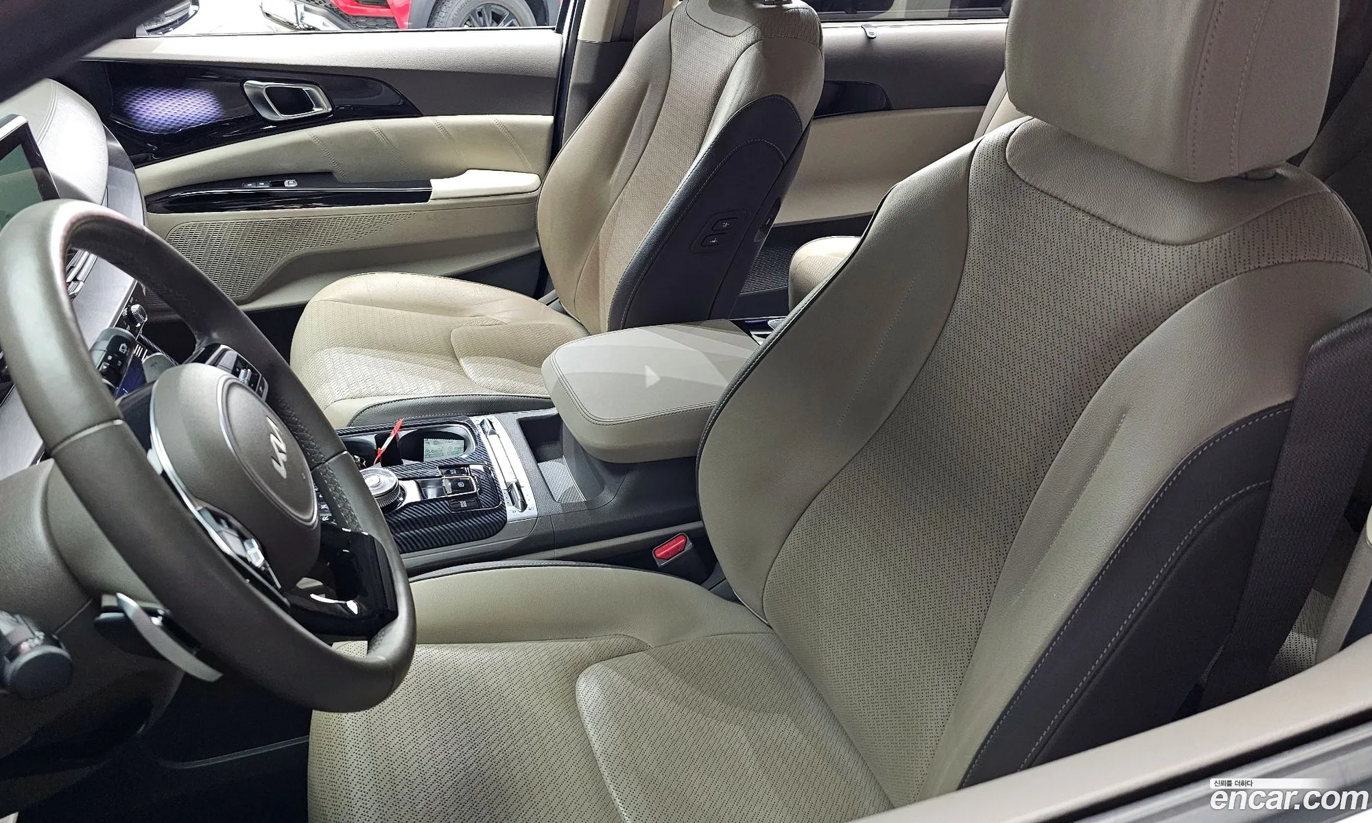 Kia Carnival 2023 — 13