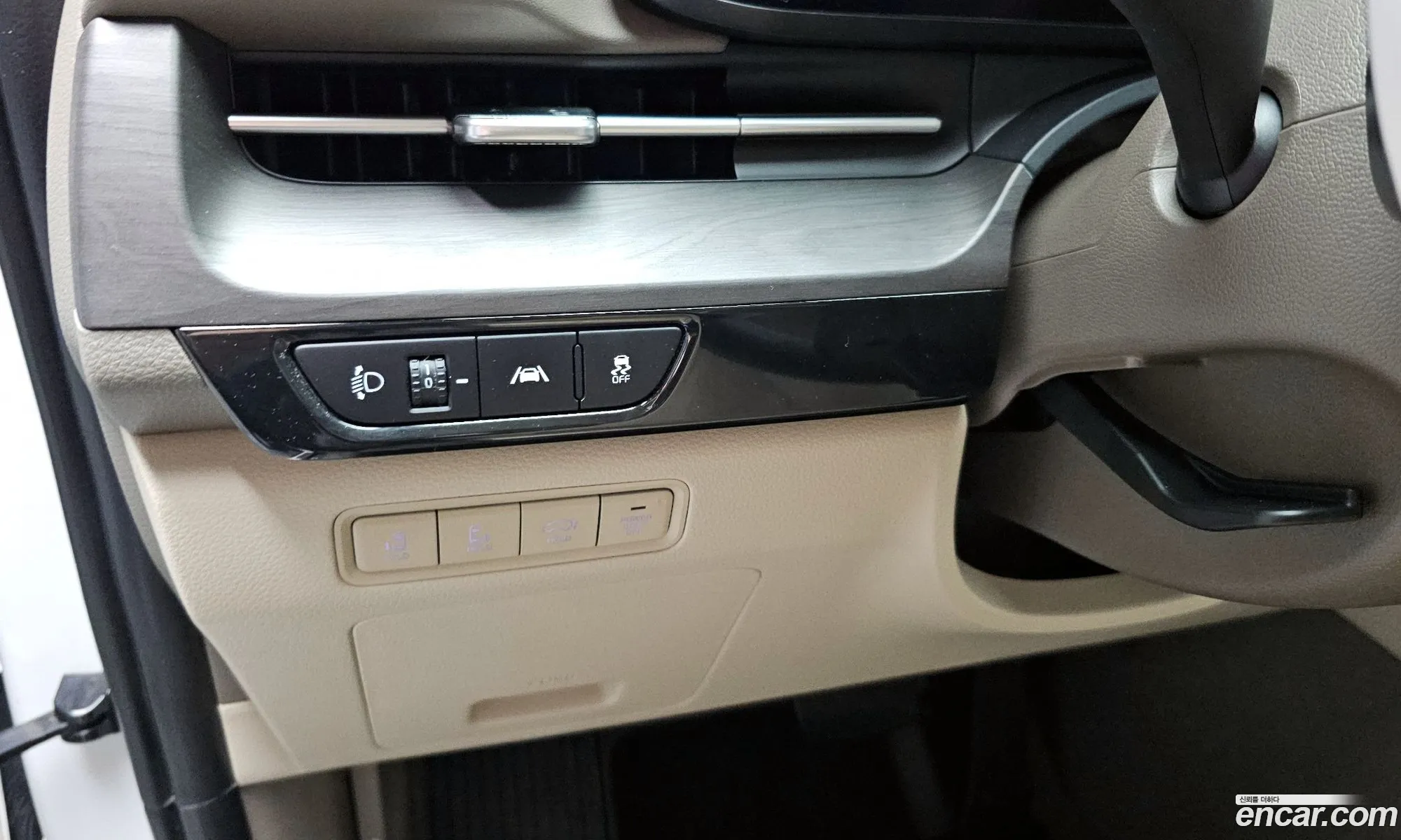 Kia Carnival 2023 — 30