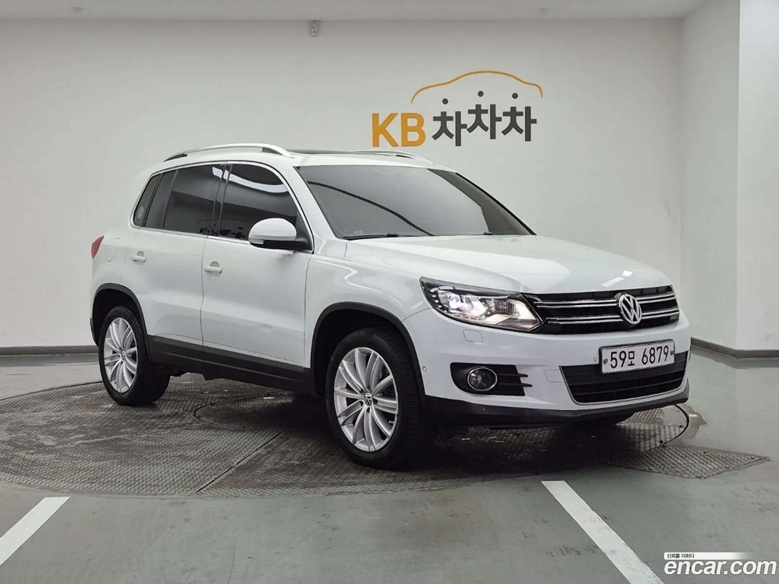 Volkswagen Tiguan 2014 — 9