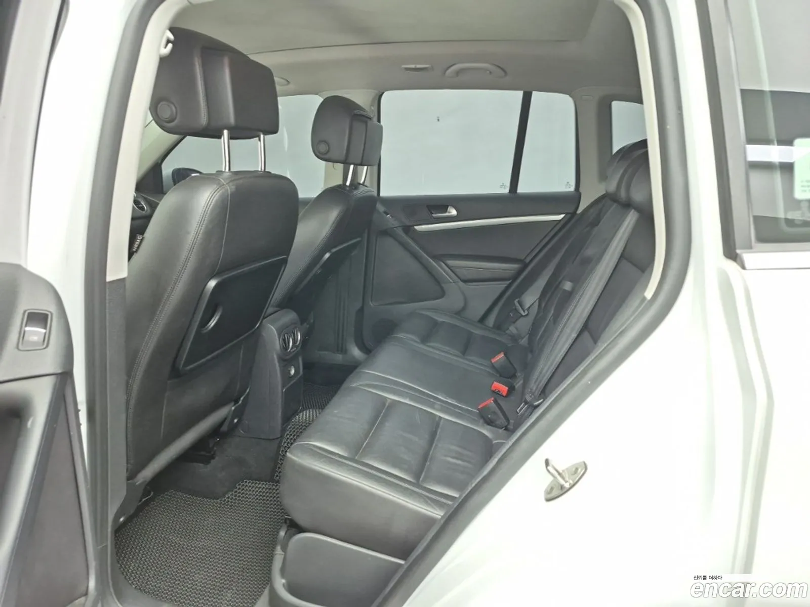 Volkswagen Tiguan 2014 — 11