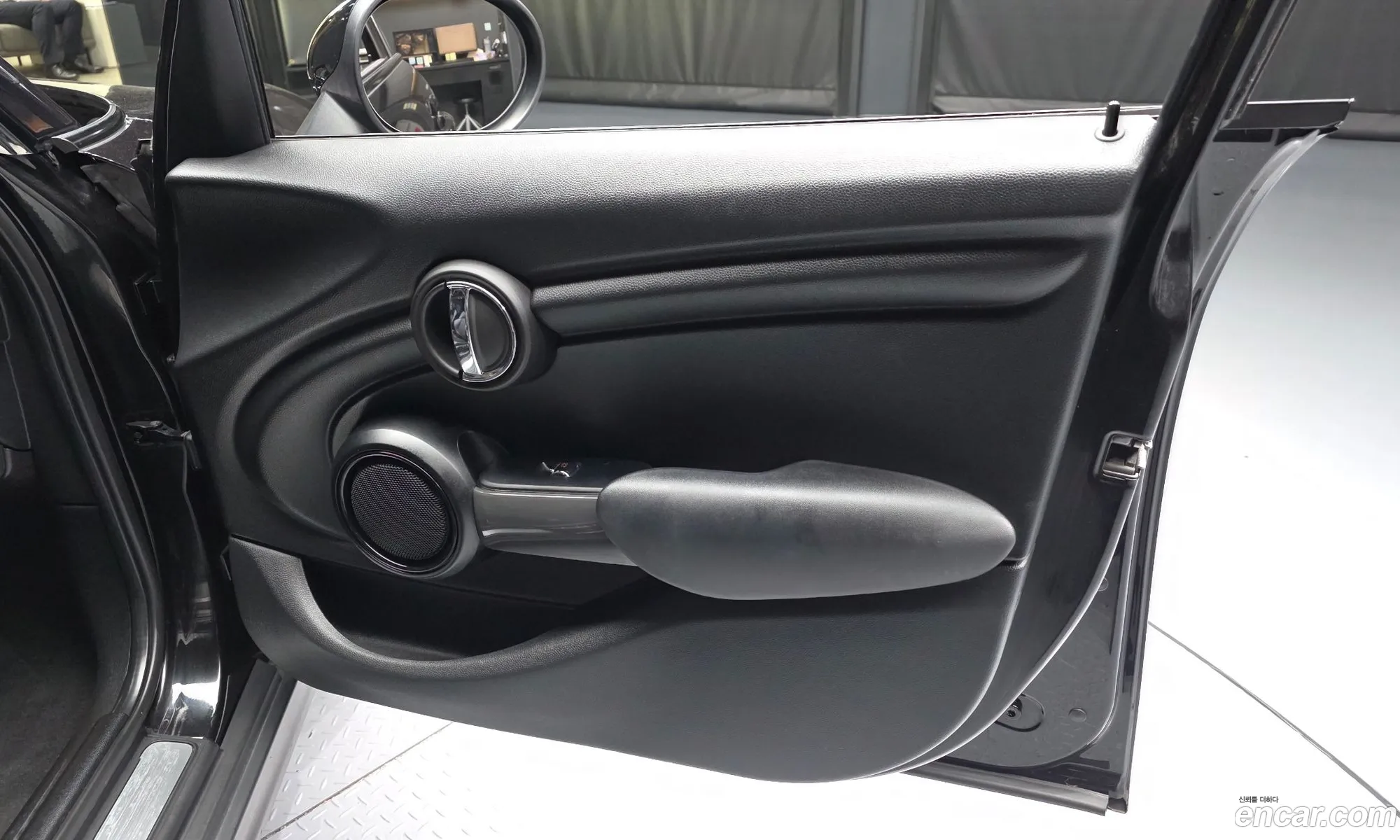 Mini Cooper D 2017 — 23