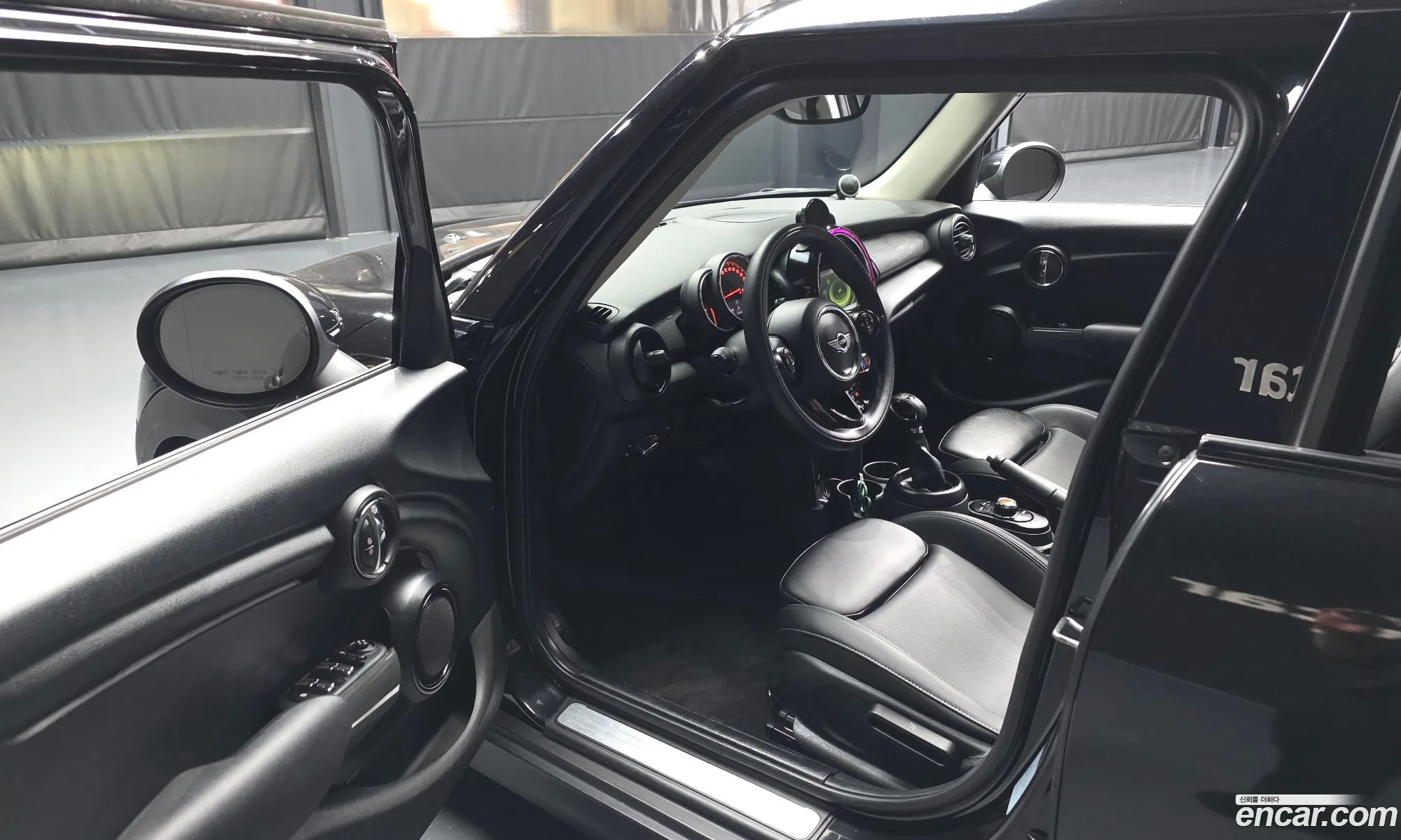 Mini Cooper D 2017 — 2