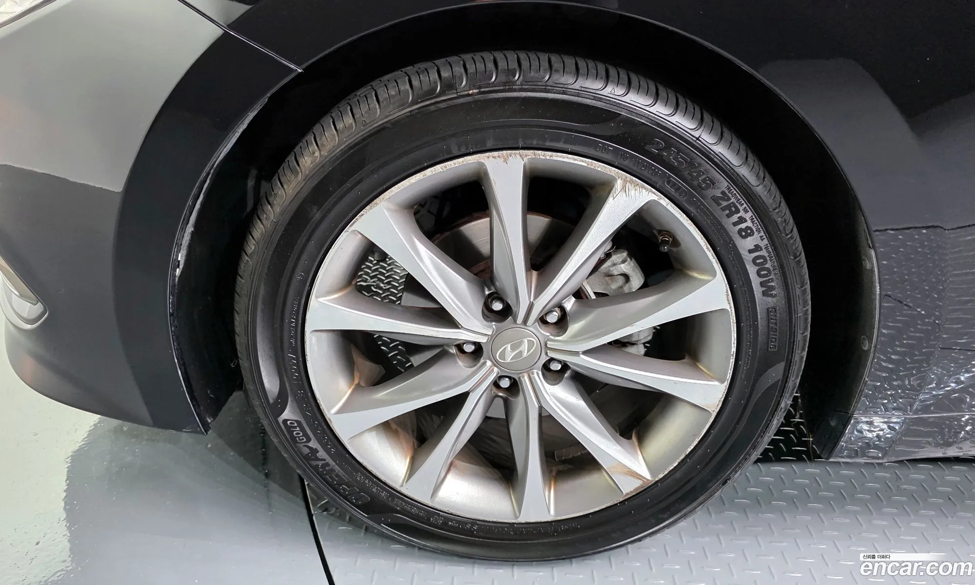 Hyundai Grandeur HG 2014 — 21