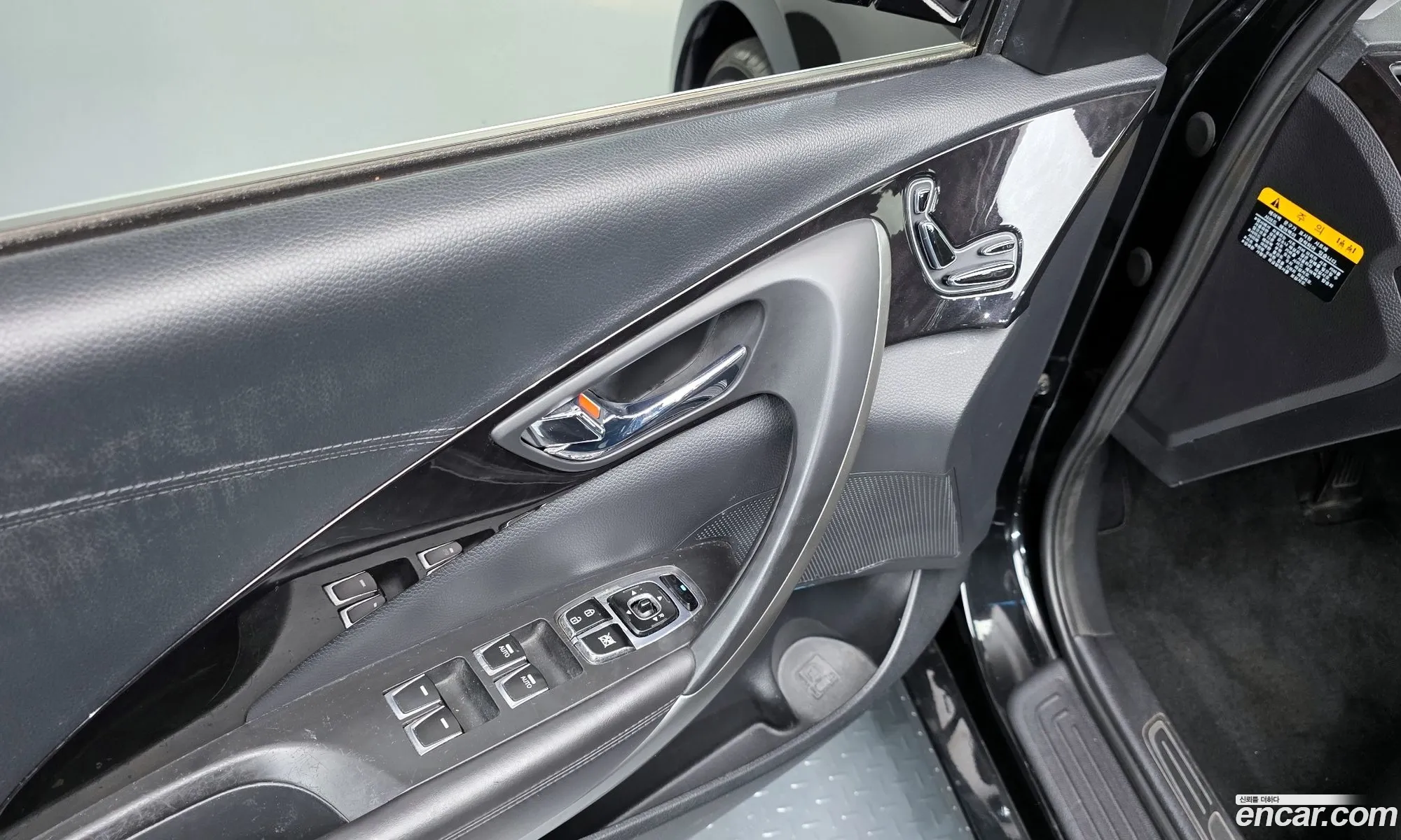 Hyundai Grandeur HG 2014 — 3