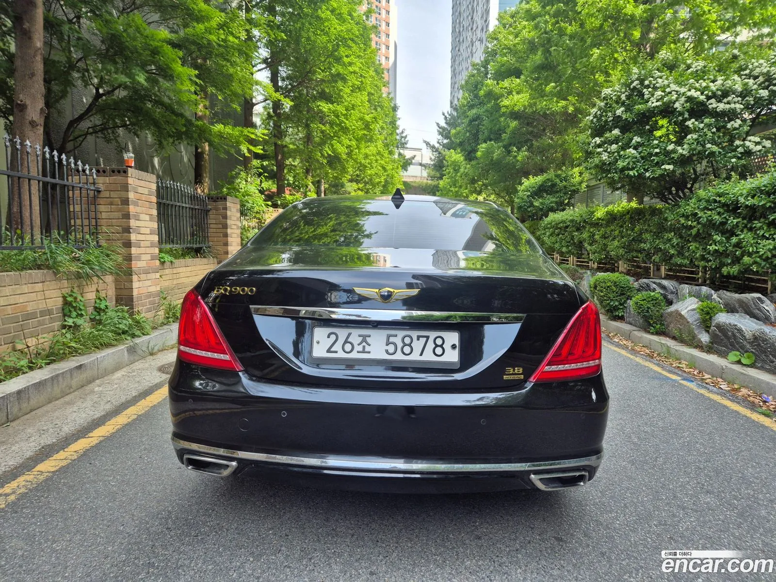 Genesis EQ900 2018 — 12